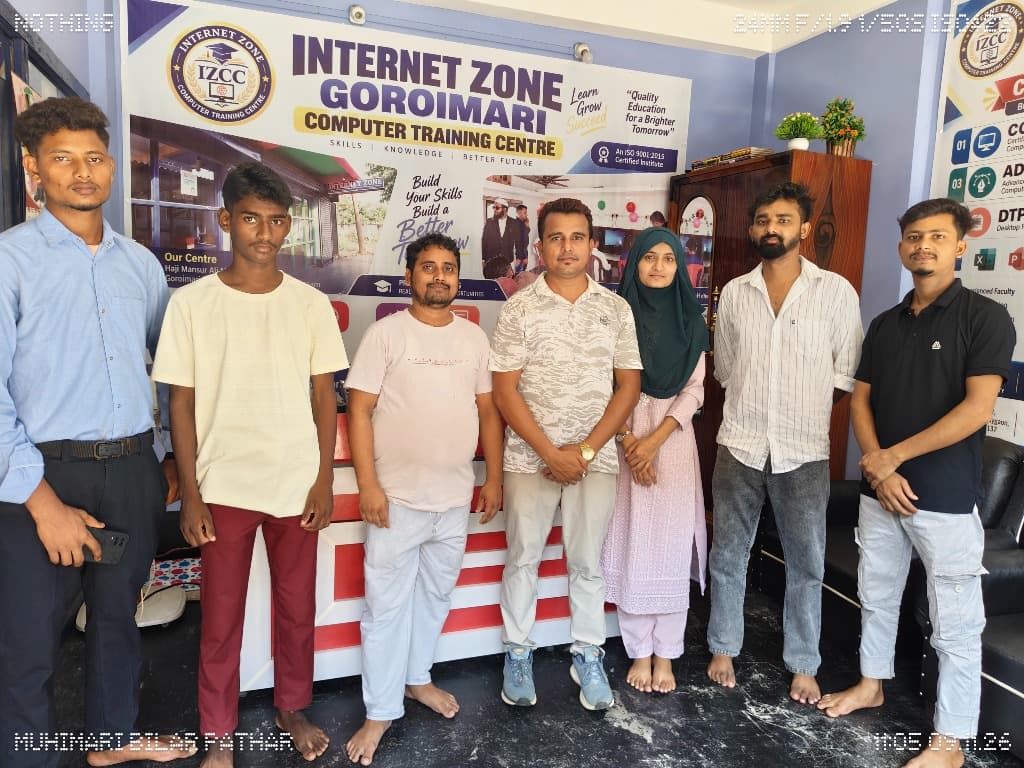 Faculty and students group photograph at Internet Zone Computer Training Centre reception